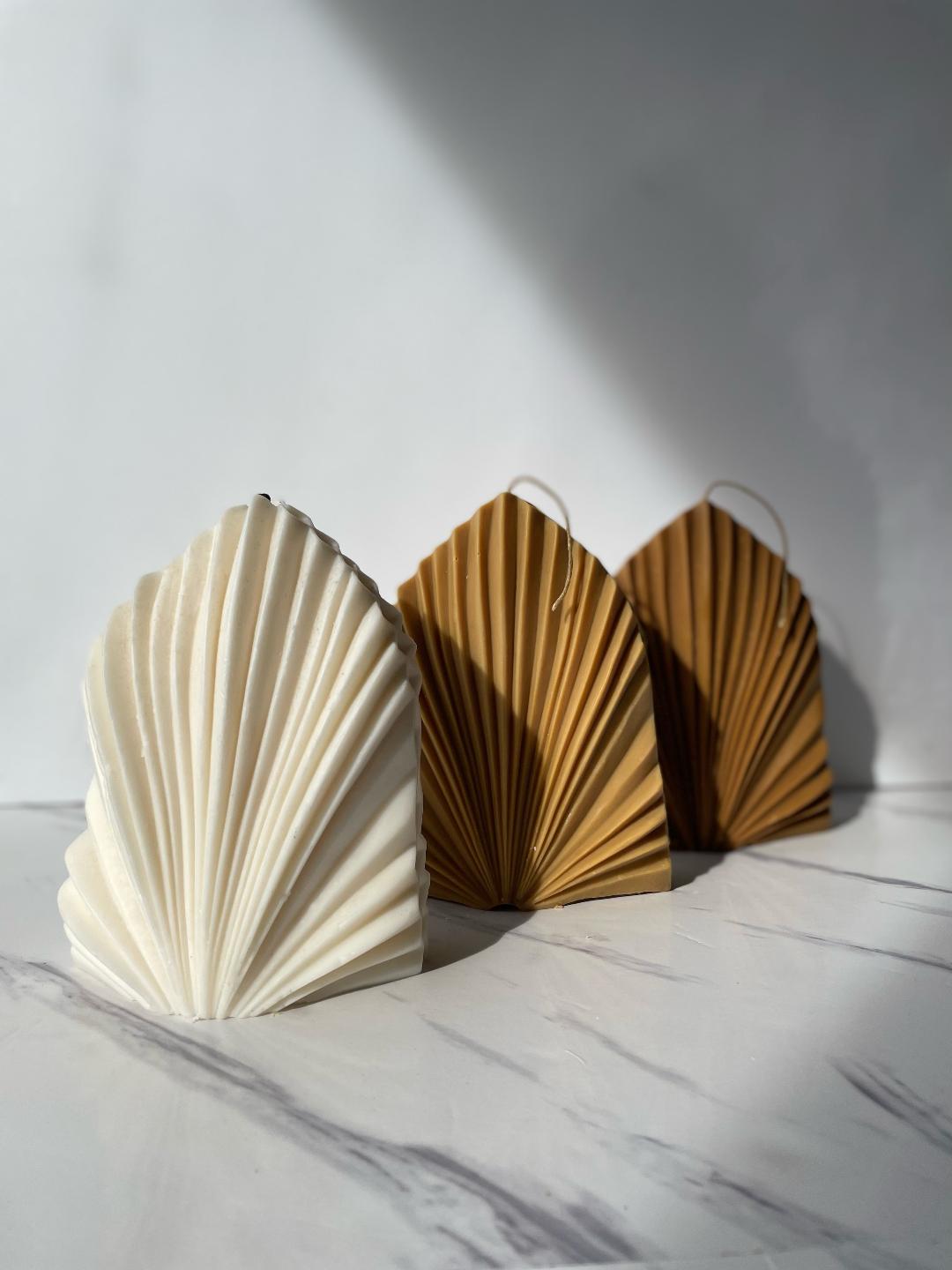 Palm Leaf Shell Candle